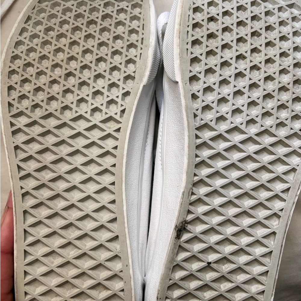 Classic Vans White Canvas Women’s Sneakers 10 - Picture 4 of 5
